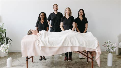 Art Acupuncture Center .